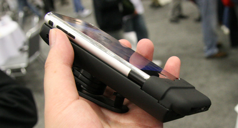Illustration for article titled Hands-on With FastMac's iV iPhone Battery Pack